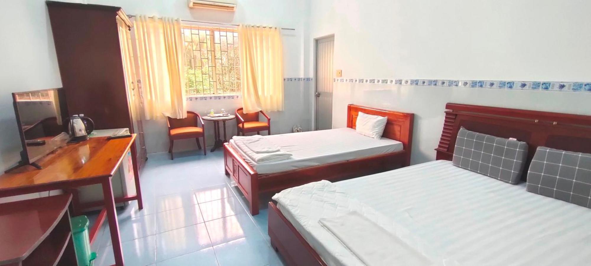 Khách Sạn Ngọc Hân Ap Vinh Phu Extérieur photo