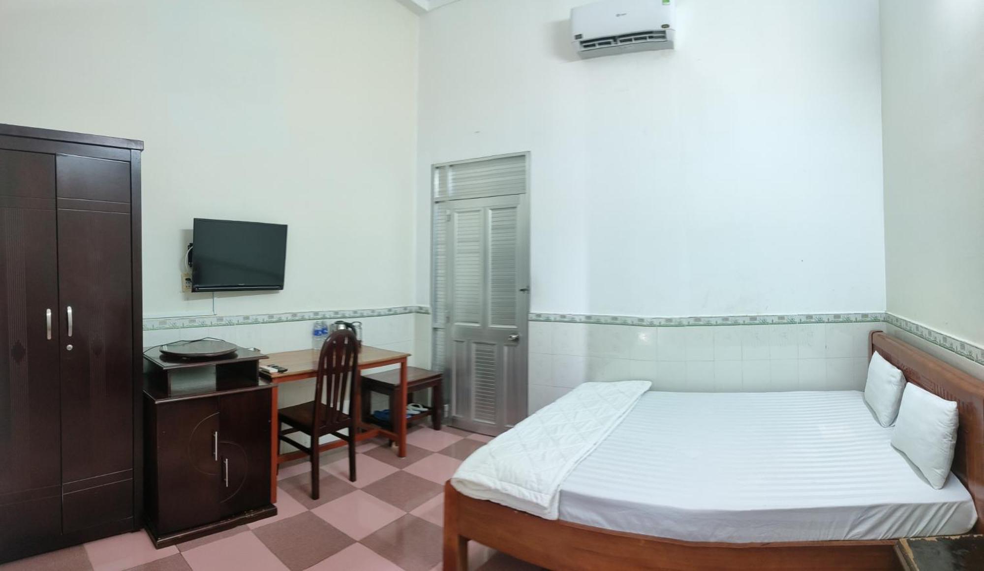 Khách Sạn Ngọc Hân Ap Vinh Phu Extérieur photo