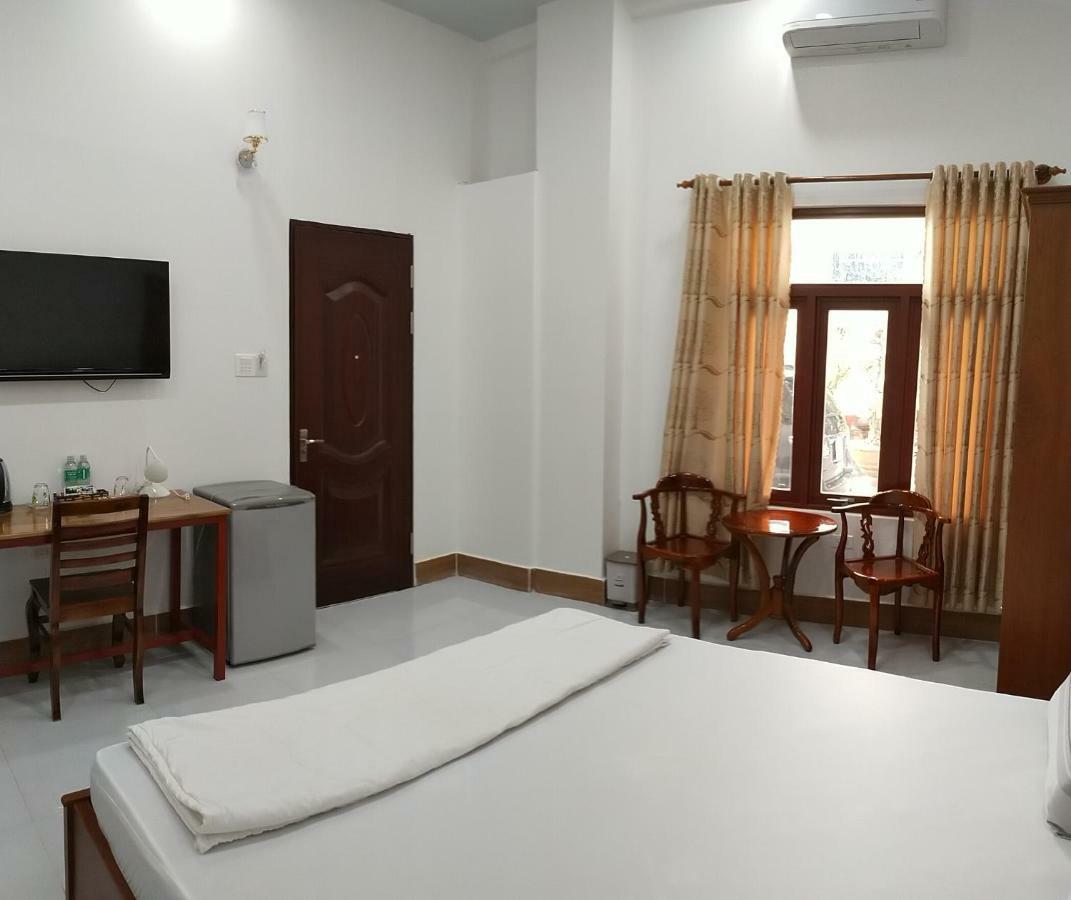 Khách Sạn Ngọc Hân Ap Vinh Phu Extérieur photo